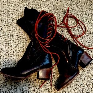 Free bird Cosmo Boots